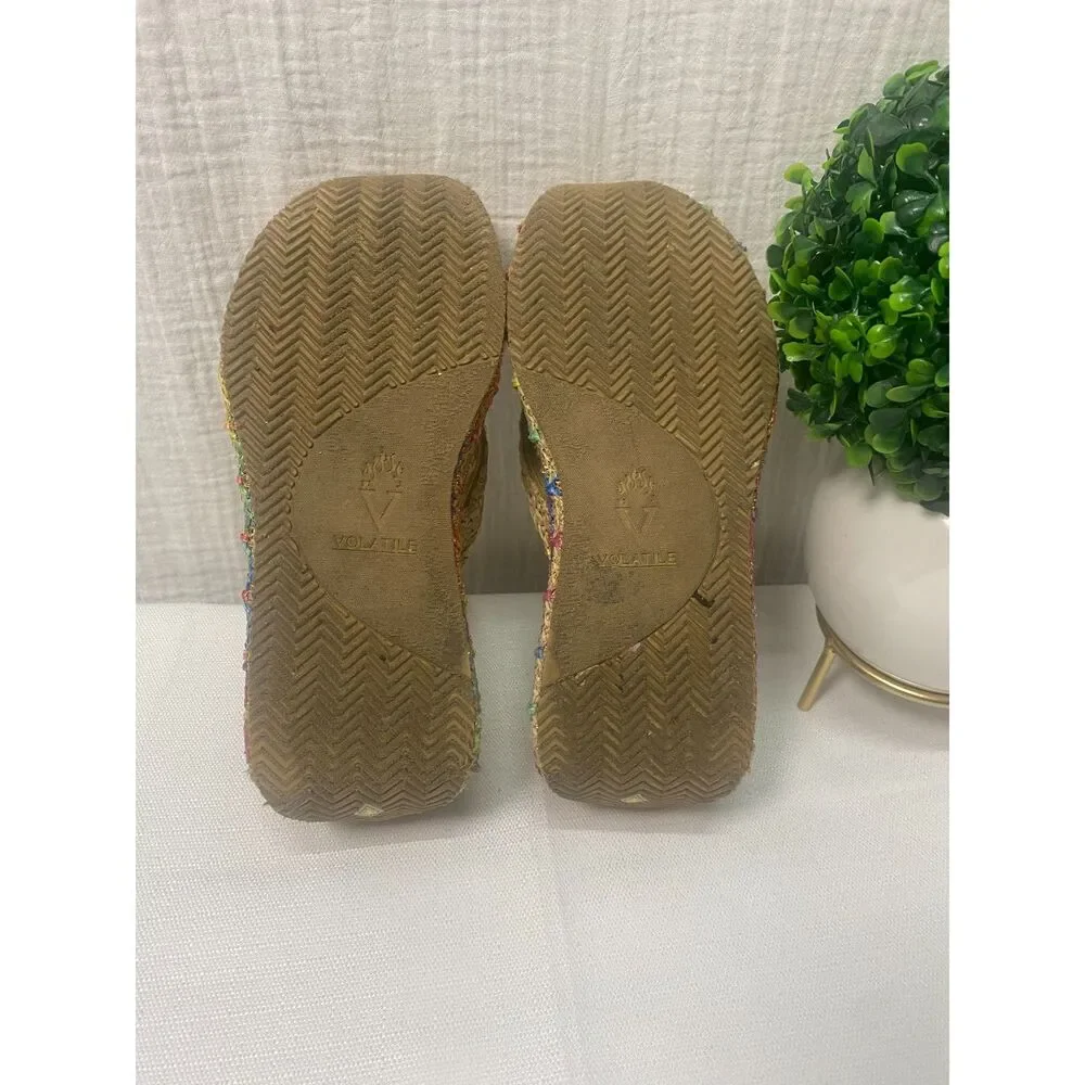 Volatile Wedge Flip Flop Sandals Women's Sz 9 Espadrilles Beige Multicolor Boho